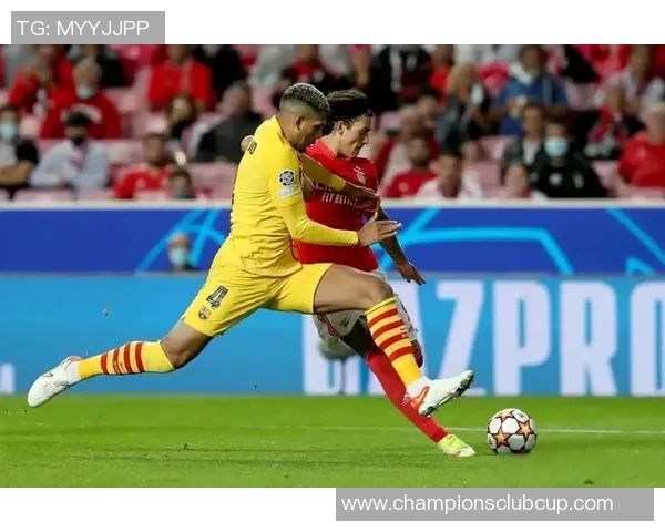 巴萨在与赛维的激烈对决中上演绝杀时刻，精彩瞬间令人难忘